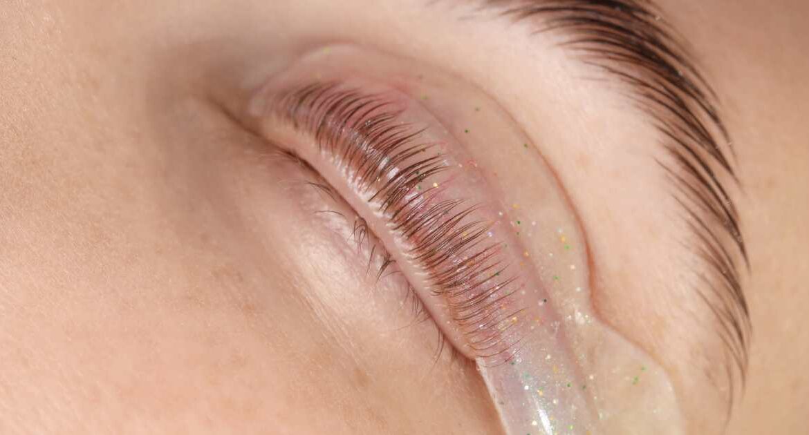 Lash Lift Deception Bay: Benefits, Cost & Aftercare